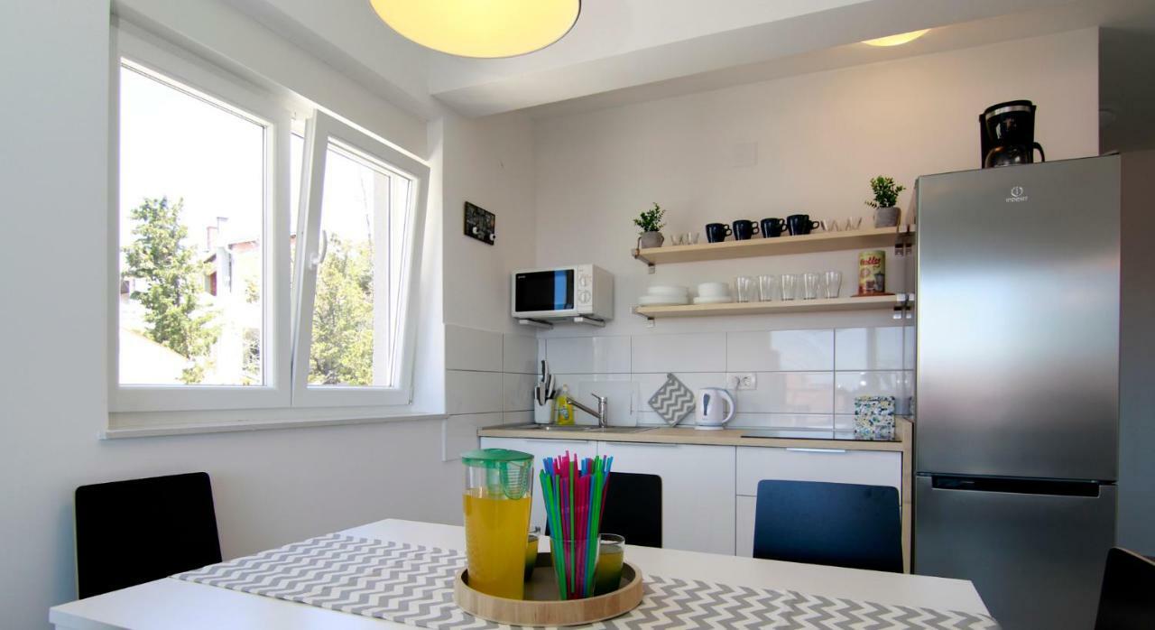 Apartments Luna Novalja Ngoại thất bức ảnh