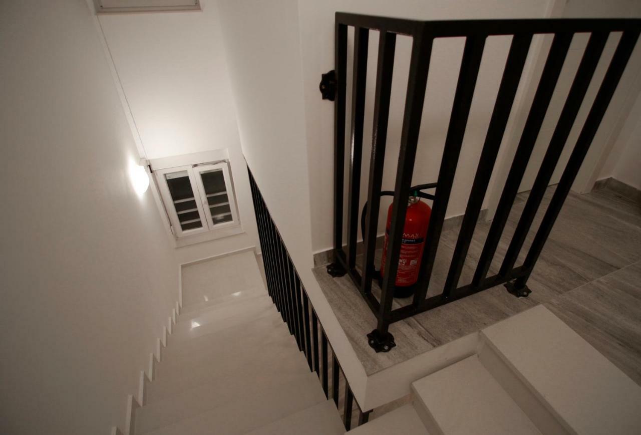 Apartments Luna Novalja Ngoại thất bức ảnh